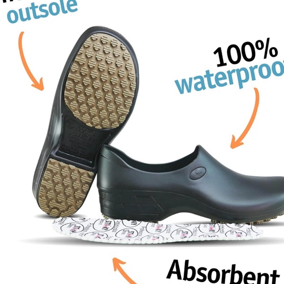 Clogs - Picture 2 of 2